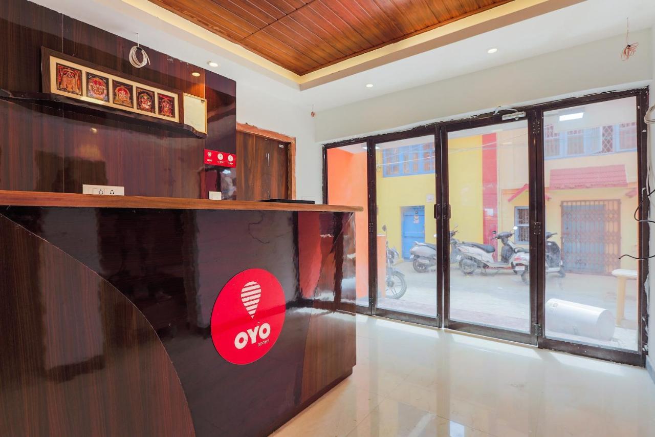 Oyo 36500 Sri Krishna Inn Утакаманд Экстерьер фото